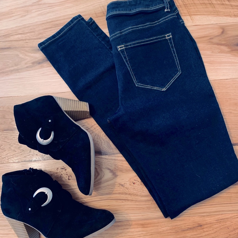 Maurice’s DenimFlex jeggings dark wash